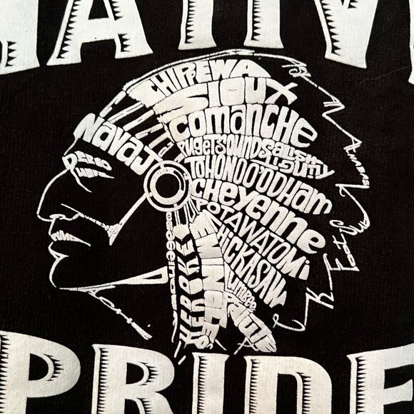Native American Indian Graphic Sweatshirt Chief Pullover Distressed Size M (READ - Picture 3 of 9